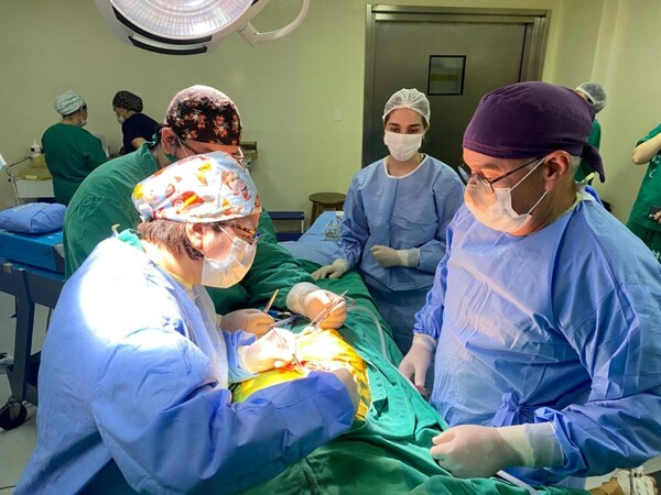 Hospital de Clínicas: Realizan primer trasplante renal del año con donante cadavérico - Unicanal