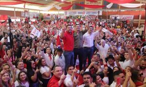 Multitudinaria asistencia de dirigentes marca gran unidad colorada en torno a Landy y Santi – Diario TNPRESS