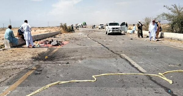 Pakistán: varios policías muertos en atentado suicida