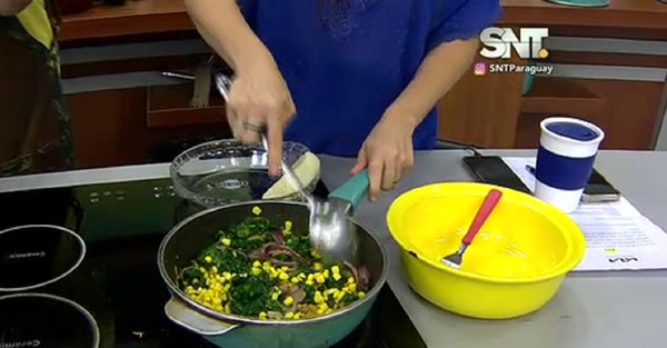 Bloque Cocina de la Mañana de Cada Día: ''Budín de vegetales'' - SNT