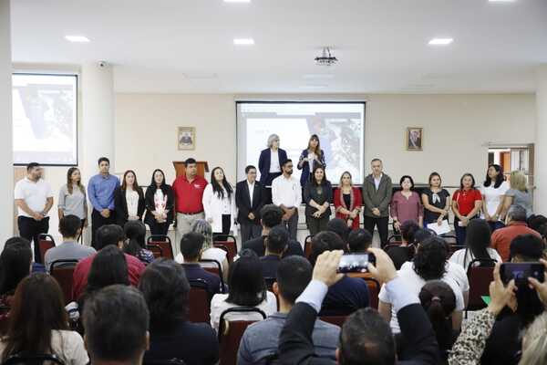 Instan a los altoparanaenses a capacitarse para aprovechar oportunidades laborales - La Clave