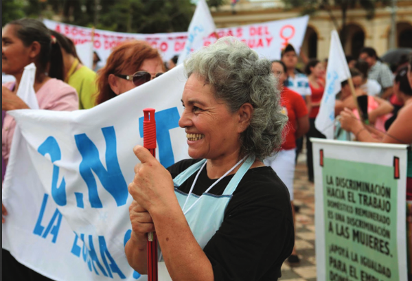 En los últimos 20 años la desigualdad salarial y el acceso al empleo de mujeres frente a los hombres va empeorando - Revista PLUS