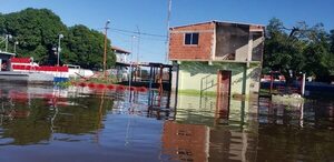 Crecida del río ya afecta a población de Isla Margarita en Alto Paraguay - Noticias del Chaco - ABC Color