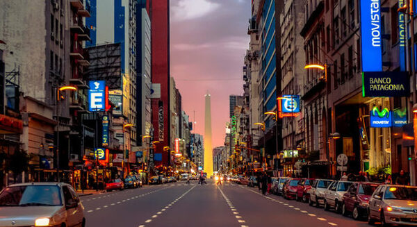 En el mes de febrero el comercio en Argentina registra una contracción interanual del 0,9% tras elevada inflación - Revista PLUS