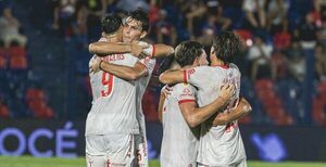 Versus / Gabriel Ávalos le da la victoria a Argentinos ante el Tigre de Blas Armoa