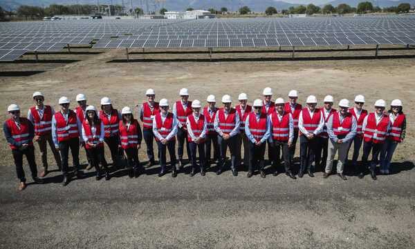Empresas globales visitan parque solar de Iberdrola en México - MarketData