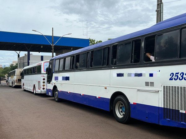 Receita Federal incauta tres buses de turismo en Santa Terezinha de Itaipu - La Clave