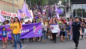 Feministas se preparan y organizan el 8M