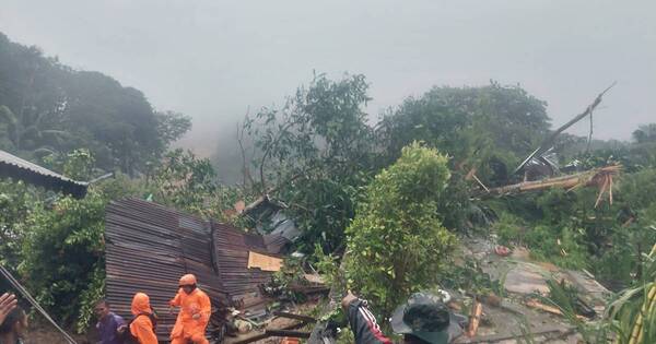 La Nación / Indonesia: lluvias torrenciales dejan 15 muertos y 50 desaparecidos