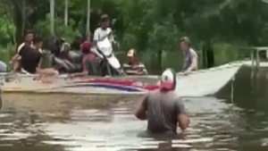 Más de 20.000 familias son asistidas por la SEN ante inundaciones - Noticias Paraguay