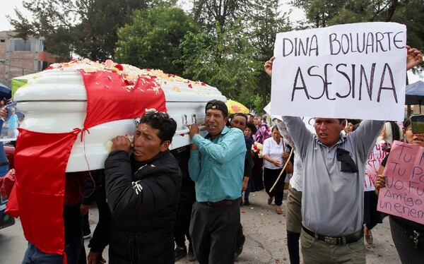 Diario HOY | Fiscalía cita a presidenta de Perú en investigación por muertes en protestas