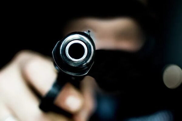 Tiroteo e intervención policial en barrio Santa Ana de Asunción - Policiales - ABC Color