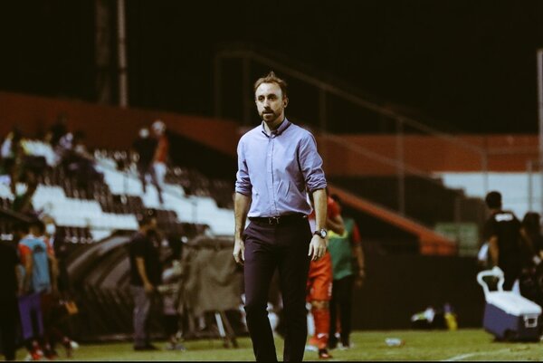 Diario HOY | Técnico español para Olimpia