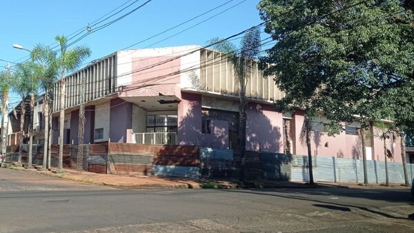Socios de club de Encarnación piden informes por venta de inmueble