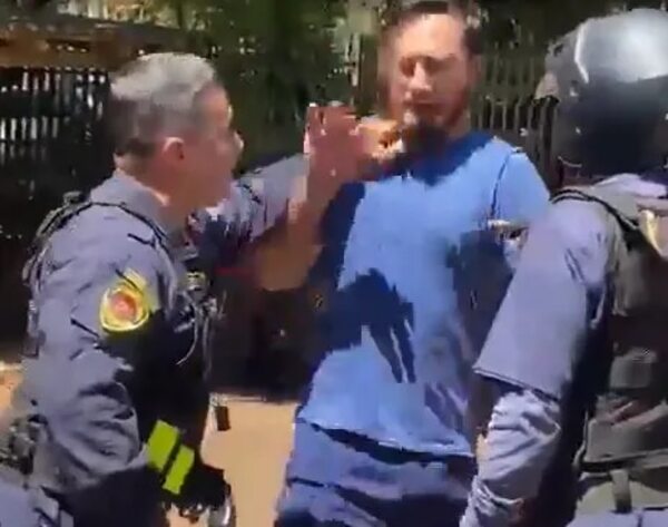 Ciudad del Este: agente de la PMT agrede a ciudadano con gas pimienta - ABC en el Este - ABC Color