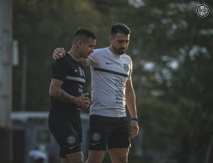 Versus / Derlis González le dedicó un sentido mensaje de despedida a Julio Cáceres y Paolorosso