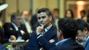 Peña causa repudio tras proponer privatizar  salud  en medio de crisis