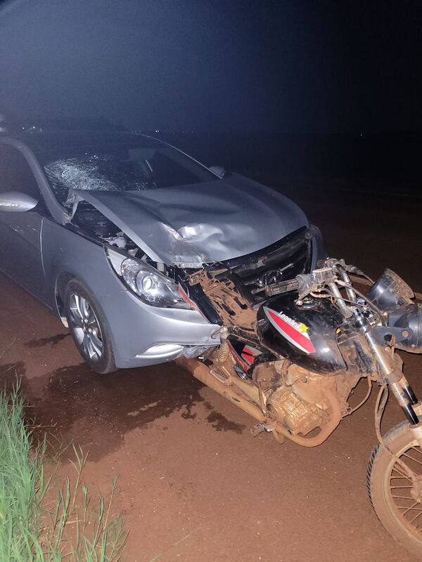 Hombre que iba como acompañante en una motocicleta muere en choque - La Clave