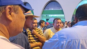 Campesinos vuelven a marchar este martes en Asunción - trece