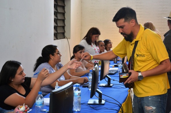 Asamblea en la Cooperativa Luque •