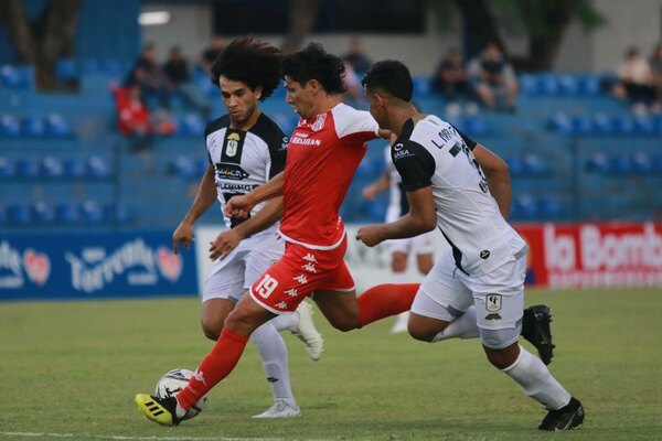 Diario HOY | General y Tacuary dirimen un lugar en la Fase de Grupos