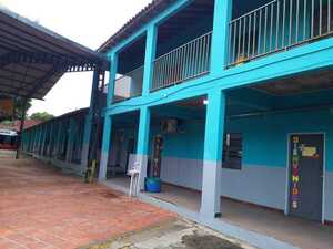 Una escuela en óptimas condiciones gracias a los padres » San Lorenzo PY
