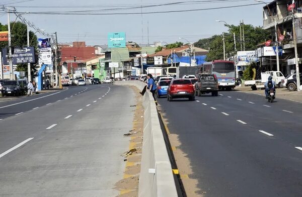A cinco años del fallido metrobús: ningún responsable imputado y los frentistas endeudados - Nacionales - ABC Color