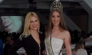 (VIDEO)Laura Martino despide a exmiss y médica que falleció en plena cirugía estética