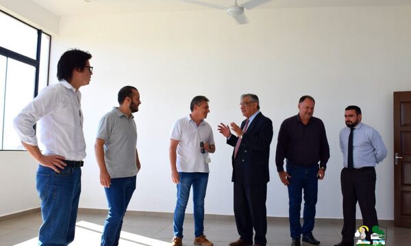 Inauguran mejoras de ocho aulas en la sede de la UNE filial Santa Rita