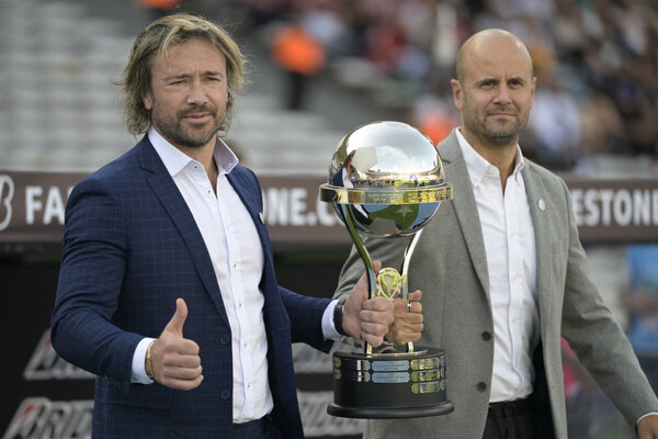 Versus / Olimpia tiene en el radar a un DT campeón continental