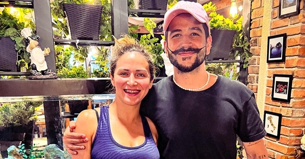 Claudia De Andrade recibió la visita de Camilo en su restaurante ¡Qué nivel!