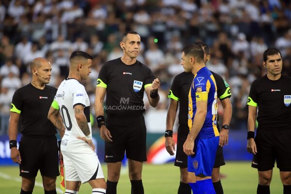 Versus / Ya tenemos los jueces para el partido entre Nacional y Olimpia