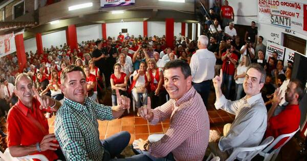 La Nación / Santiago Peña podría ganar por más de 60.000 votos en capital, afirma Nasser Esgaib