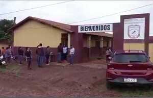 Padres de alumnos de la Escuela Rebeca Alén solicitan la apertura de la Educación Media en la Institución.