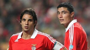 Versus / "Tacuara" Cardozo recibió en su casa a un goleador histórico portugués