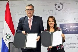 MEC e INAES firman convenio para elevar a licenciatura carrera de formación docente