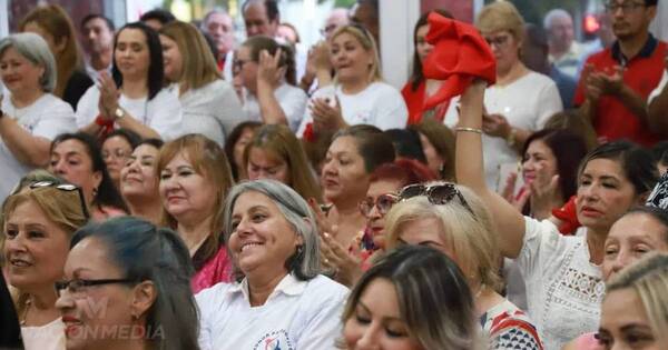 La Nación / Organizan homenaje por el Día Internacional de la Mujer