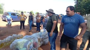 Entregan kits de alimentos a pequeños productores de San Juan Bautista - Nacionales - ABC Color