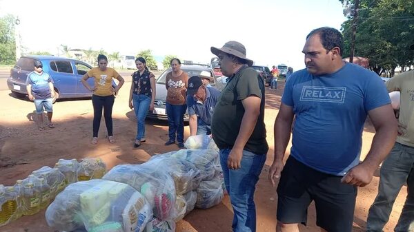Entregan kits de alimentos a pequeños productores de San Juan Bautista - Nacionales - ABC Color