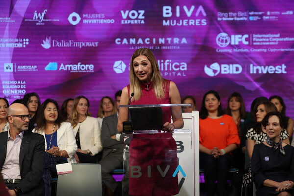 El PIB de México puede subir un 15 % si incluye a 8 millones de mujeres - MarketData