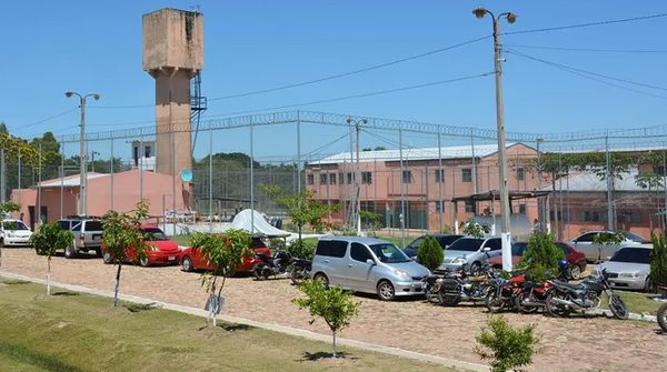 Recluso muere electrocutado en la cárcel de Emboscada - Noticiero Paraguay