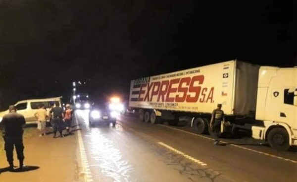 Piden juzgamiento de camionero por accidente fatal de bombero