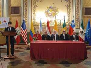 Firma del acta constitutiva del Copaju - Capítulo Paraguay e inicio de la Cumbre Internacional - Megacadena — Últimas Noticias de Paraguay