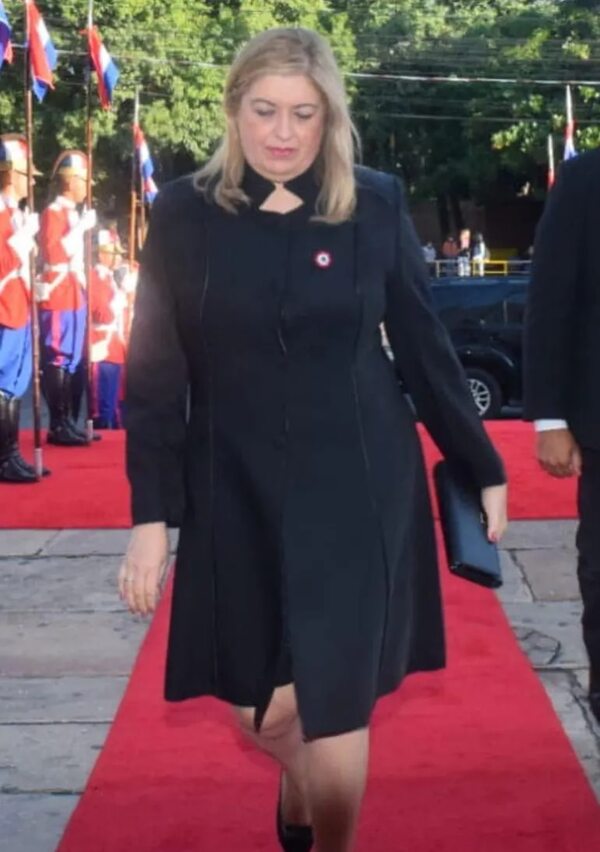 Sandra Quiñónez deja el Ministerio Público tras cajonear causas importantes - Política - ABC Color