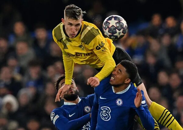 Chelsea y Benfica pasan a cuartos de final de la Champions League - Fútbol Internacional - ABC Color