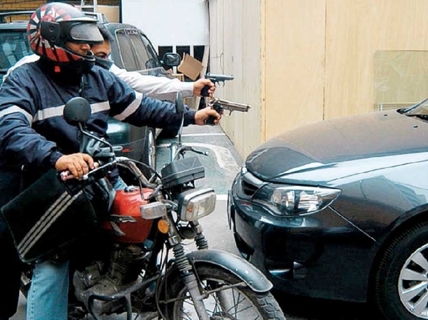 Buscan aprobar penas máximas por sicariato en Paraguay - La Tribuna