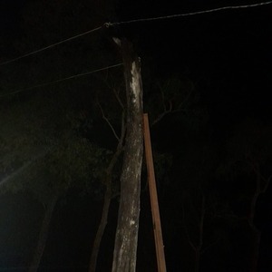Hombre muere electrocutado en Puentesiño