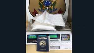 Pareja de paraguayos detenidos con cocaína en aeropuerto de Foz de Yguazú - Noticias Paraguay