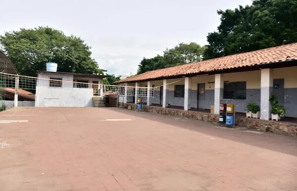 Educación: urgen construcción de aulas en colegio Santísima Trinidad - Nacionales - ABC Color