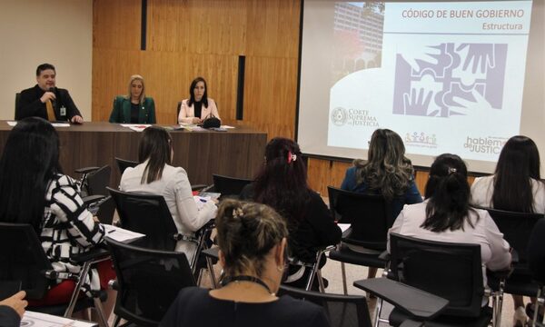 Realizan jornada de autoevaluación de políticas de Buen Gobierno en Alto Paraná